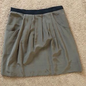 BCBG silk mini skirt size 2 gorgeous skirt